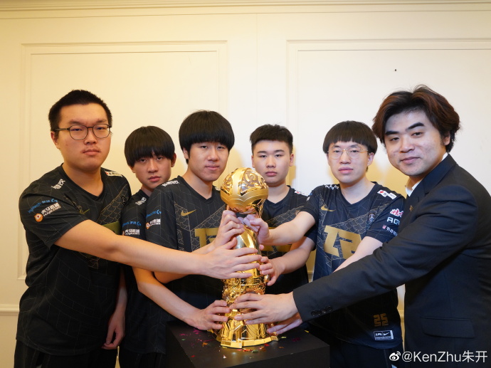 教练KenZhu：感谢EDG陪我们模拟训练